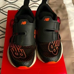 New balance orange black sneakers size 10.5